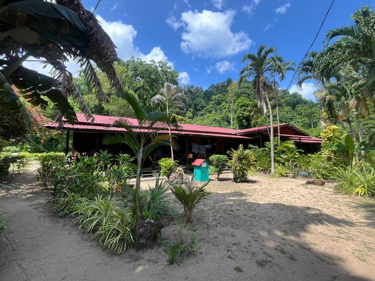 Inn The Station Tioman *